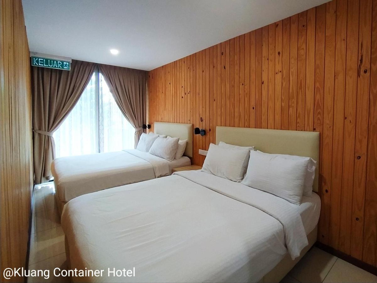 Kluang Container Swimming Pool Hotel Buitenkant foto