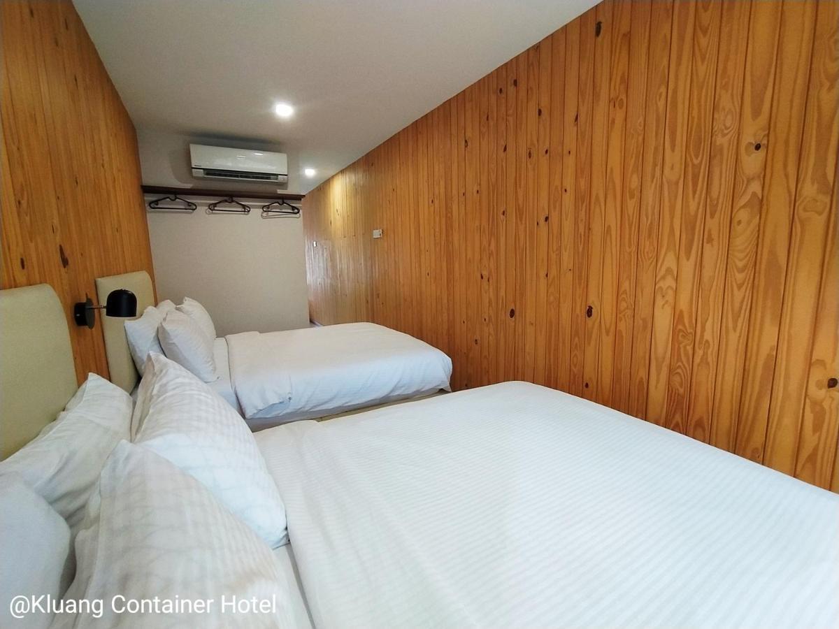 Kluang Container Swimming Pool Hotel Buitenkant foto